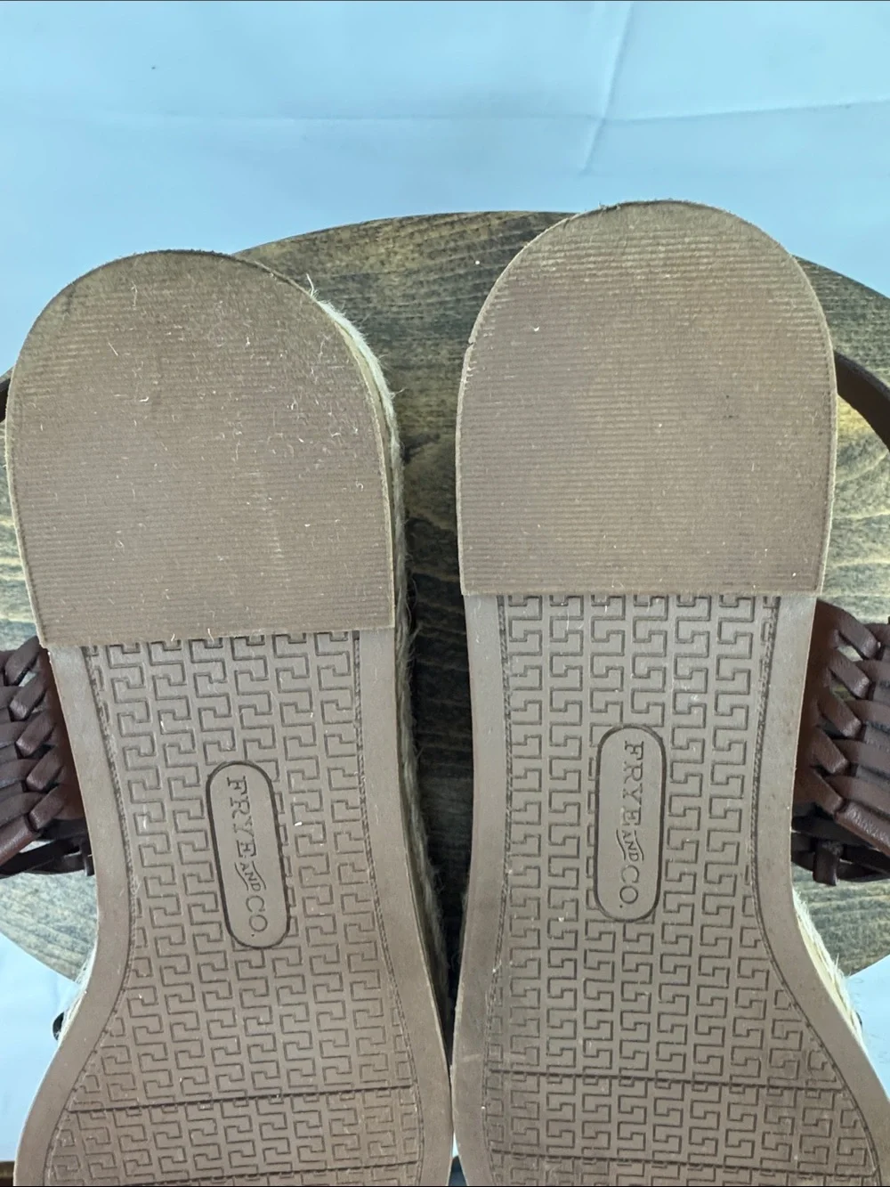 Like New! Frye & Co Womens Lavish Woven Brown Leather Wedge Cork Sandals, sz 8